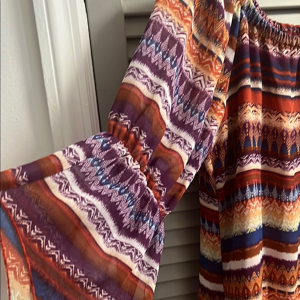 New Directions Colorful Patterned Blouse - Picture 6 of 6